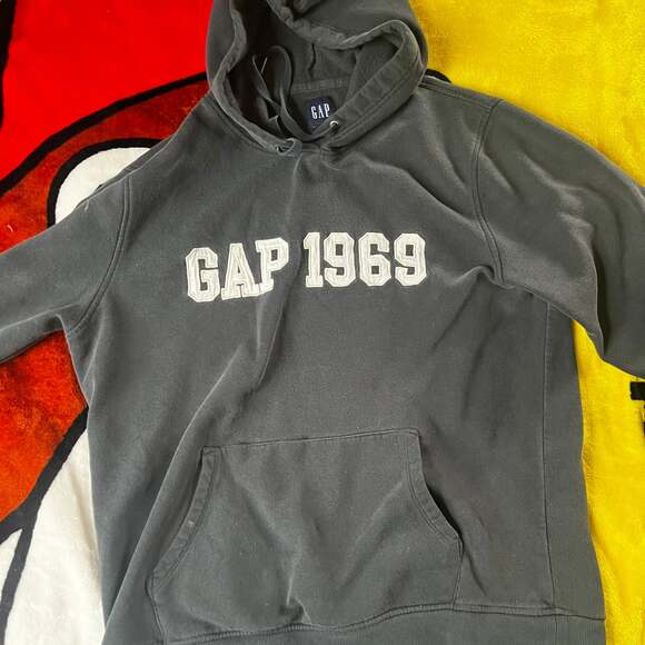 GAP 1969 Logo Pullover Hoodie - Picture 1 of 2
